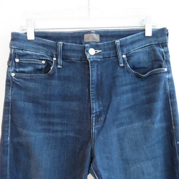 MOTHER High Waisted Looker Ankle Fray Jeans in Tongue and Chic - Size 30 - Picture 4 of 16